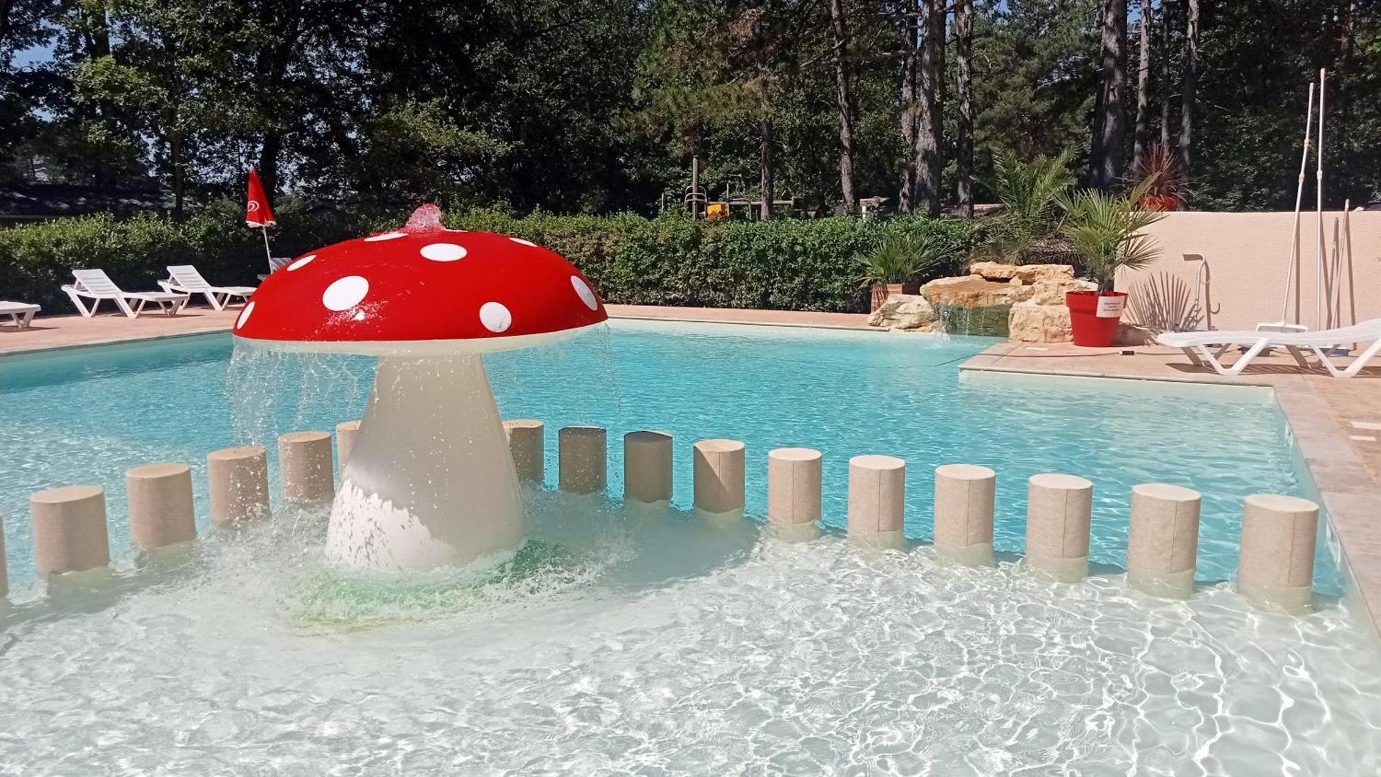 Camping Parc Saint Sauvayre Vagnas Exterior foto